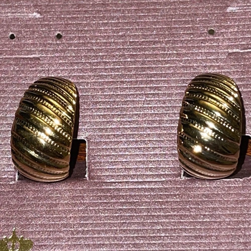 NWOT Premier designs gold tone half hoop earrings